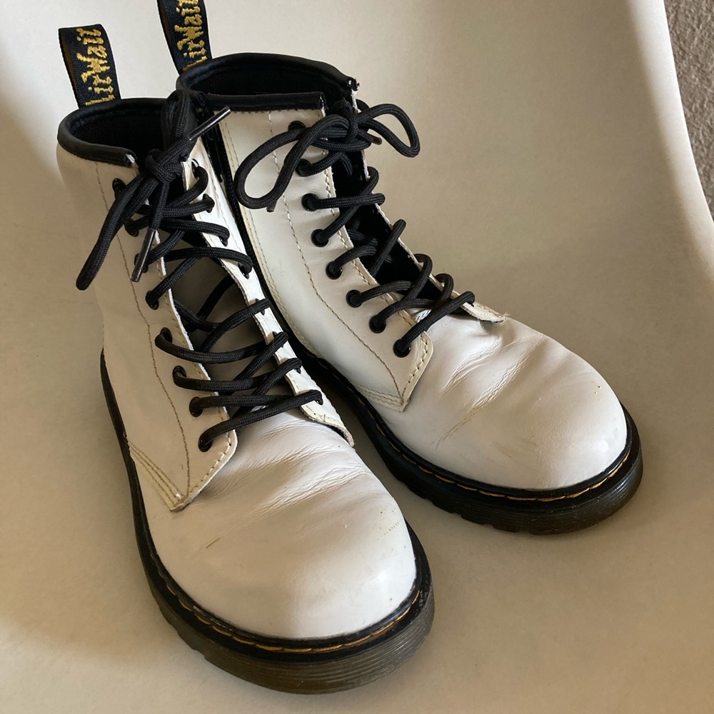 Dr Martens Classic 1460 Smooth White Boot Size 5
